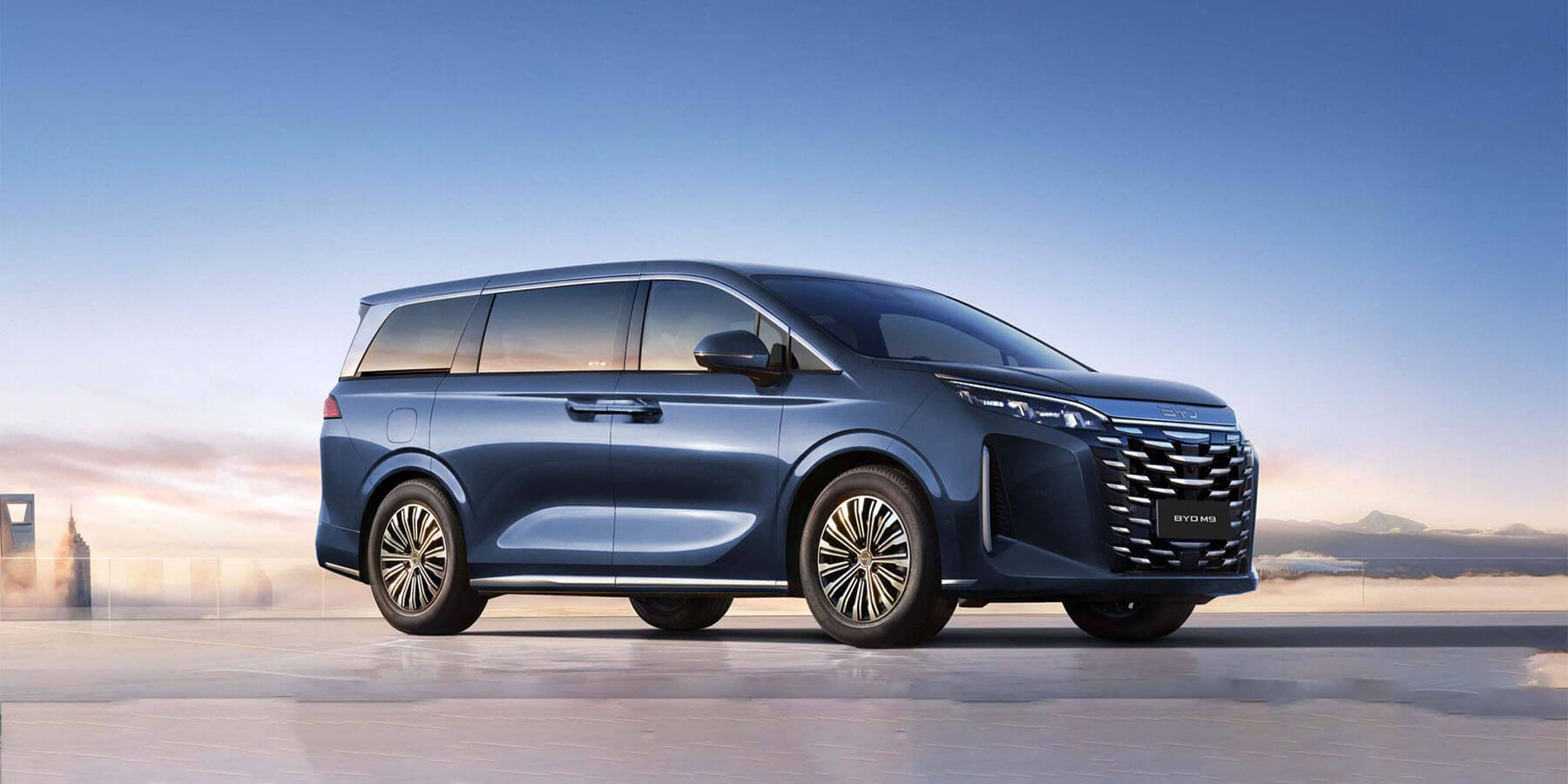 byd-m9-gia-lan-banh